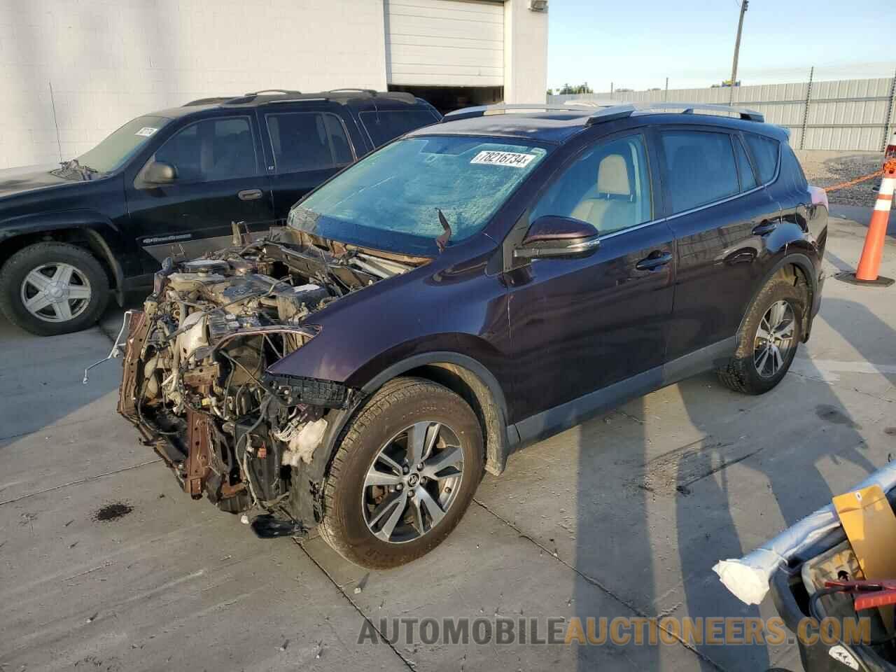 2T3RFREV5GW522823 TOYOTA RAV4 2016