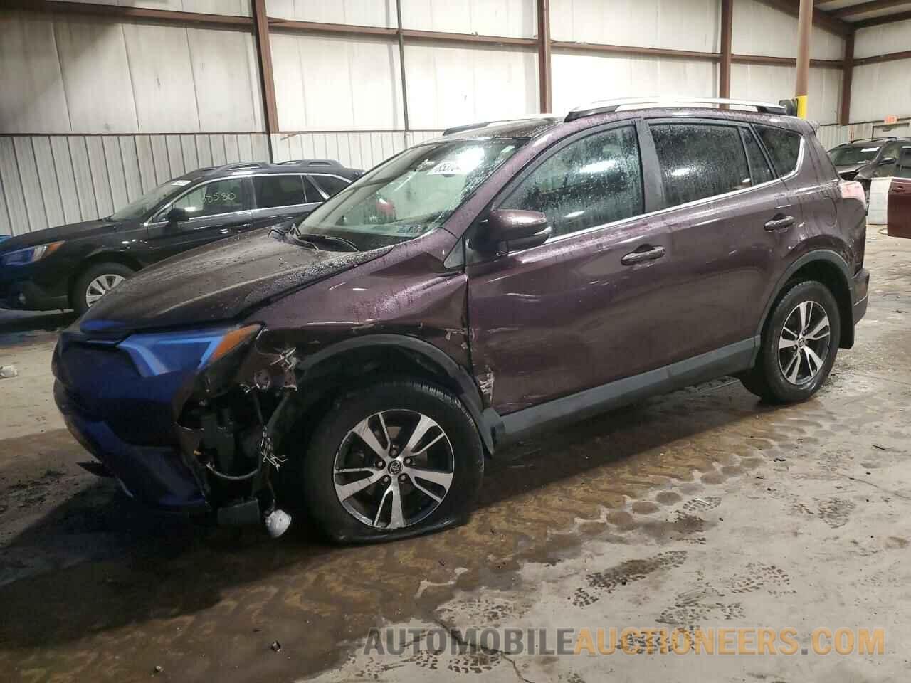 2T3RFREV5HW583588 TOYOTA RAV4 2017