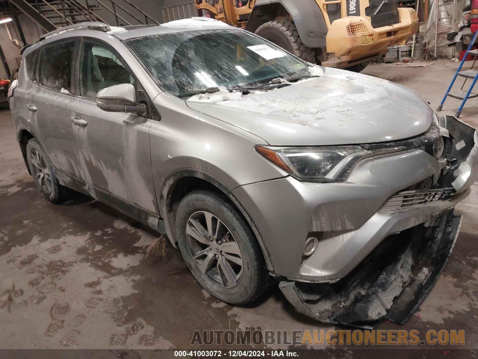 2T3RFREV5HW658435 TOYOTA RAV4 2017