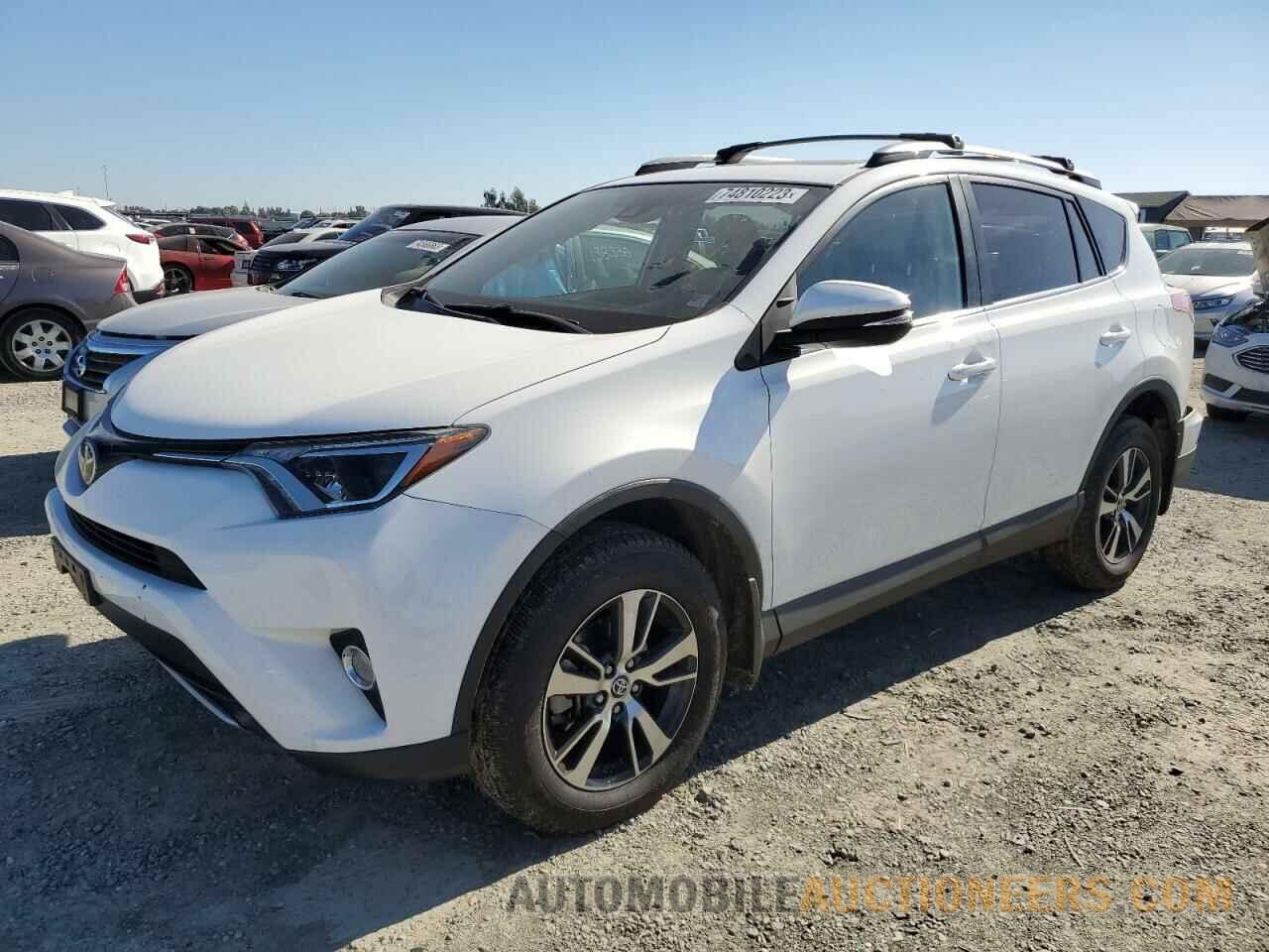 2T3RFREV5HW688521 TOYOTA RAV4 2017