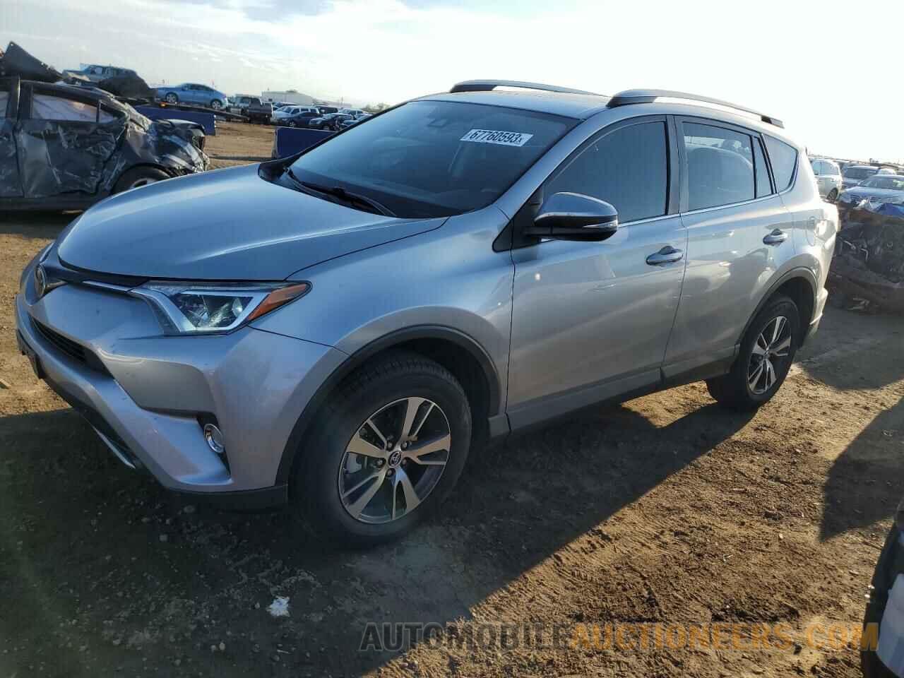 2T3RFREV5HW689197 TOYOTA RAV4 2017