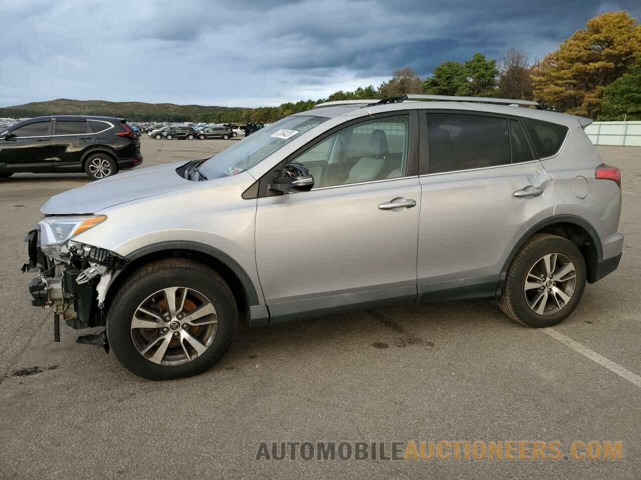 2T3RFREV5HW690723 TOYOTA RAV4 2017