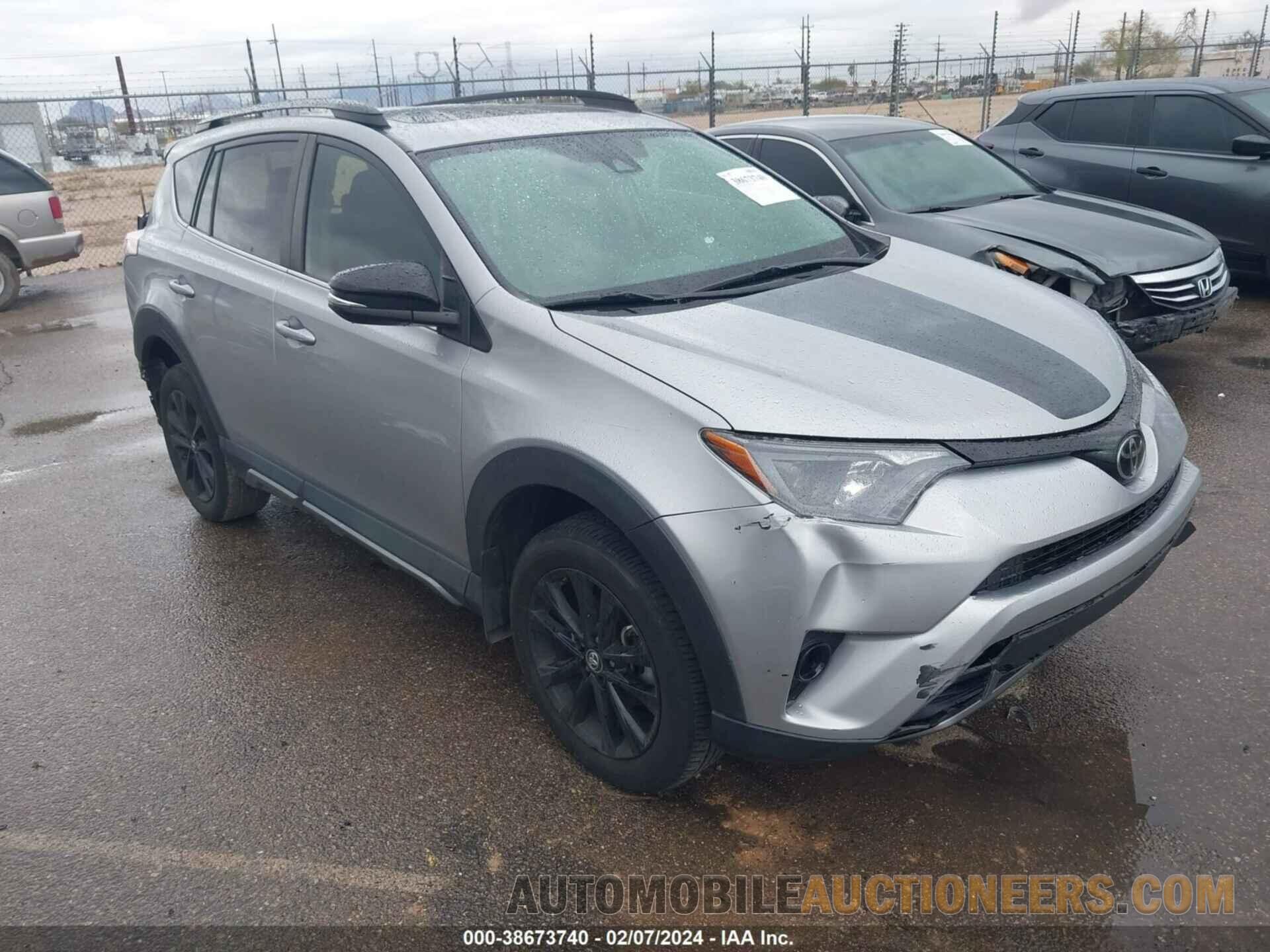 2T3RFREV5JW697757 TOYOTA RAV4 2018