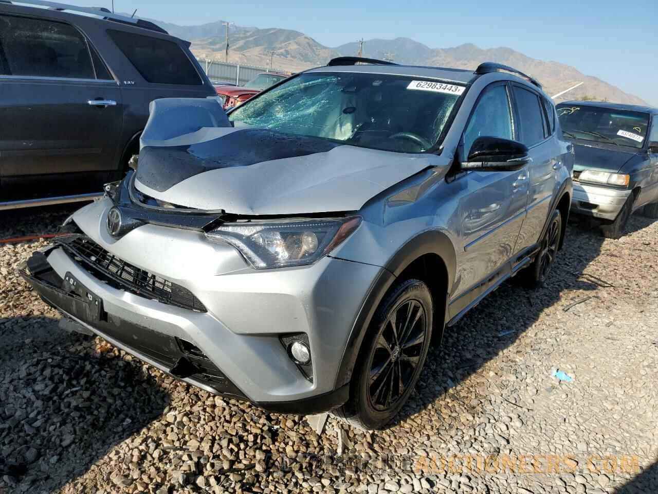 2T3RFREV5JW755088 TOYOTA RAV4 2018