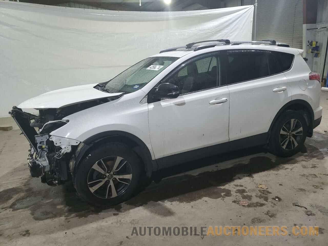 2T3RFREV5JW762042 TOYOTA RAV4 2018