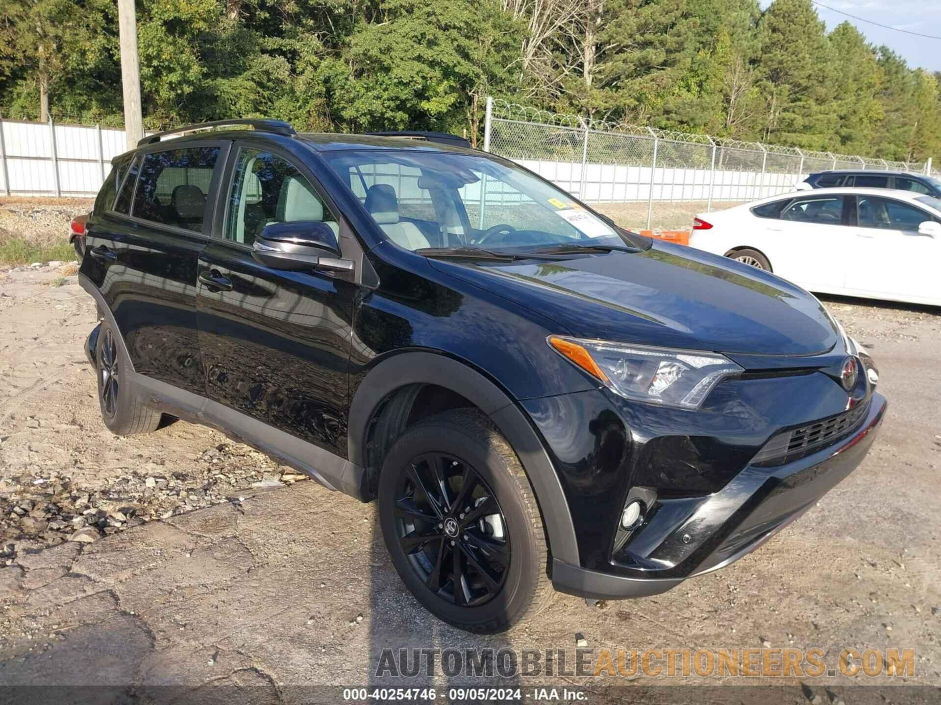 2T3RFREV5JW786048 TOYOTA RAV4 2018