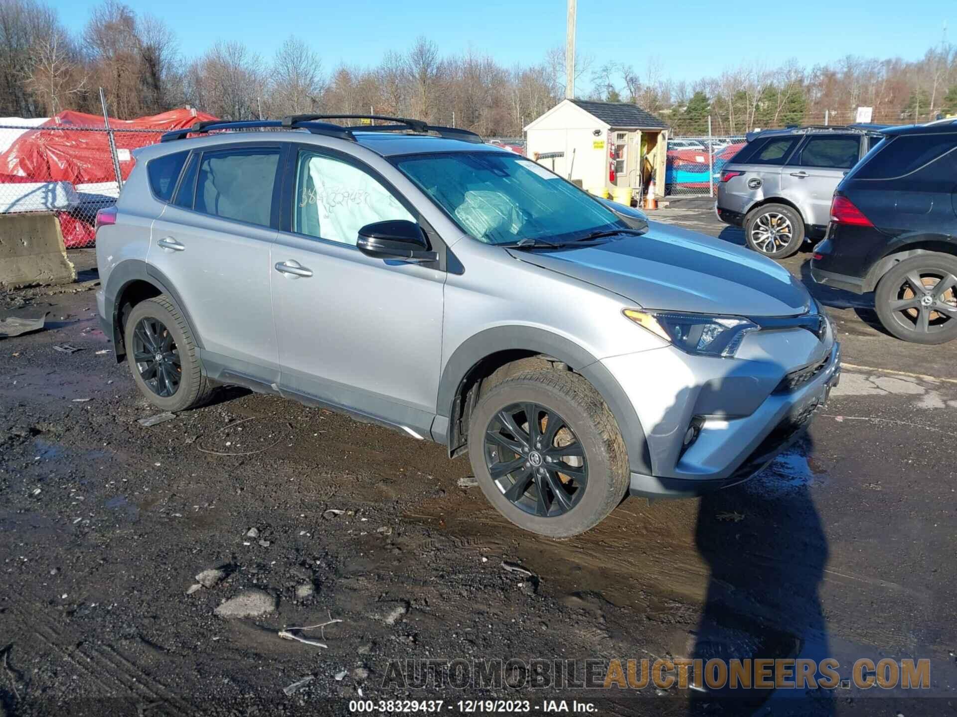 2T3RFREV5JW786633 TOYOTA RAV4 2018