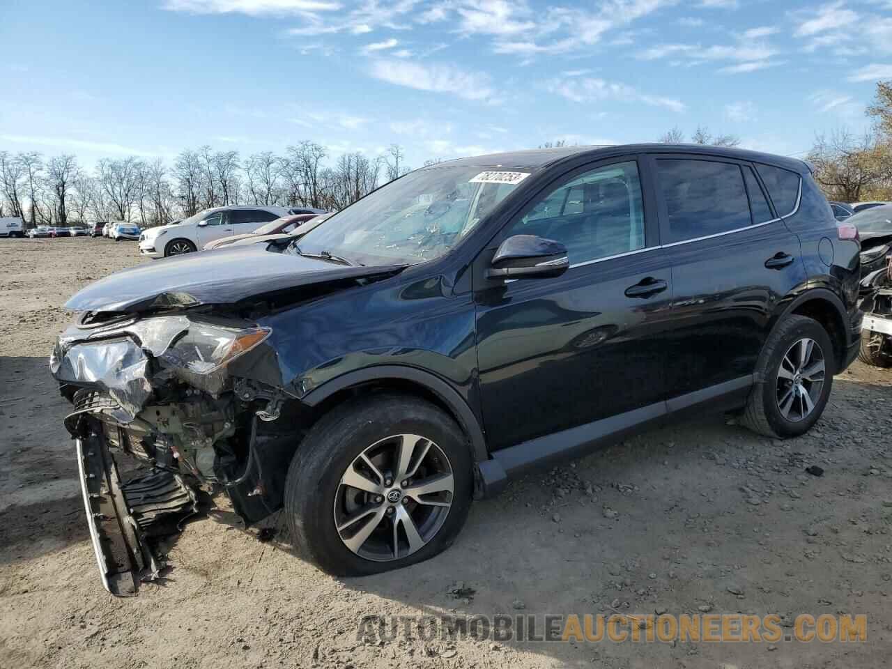 2T3RFREV5JW803821 TOYOTA RAV4 2018