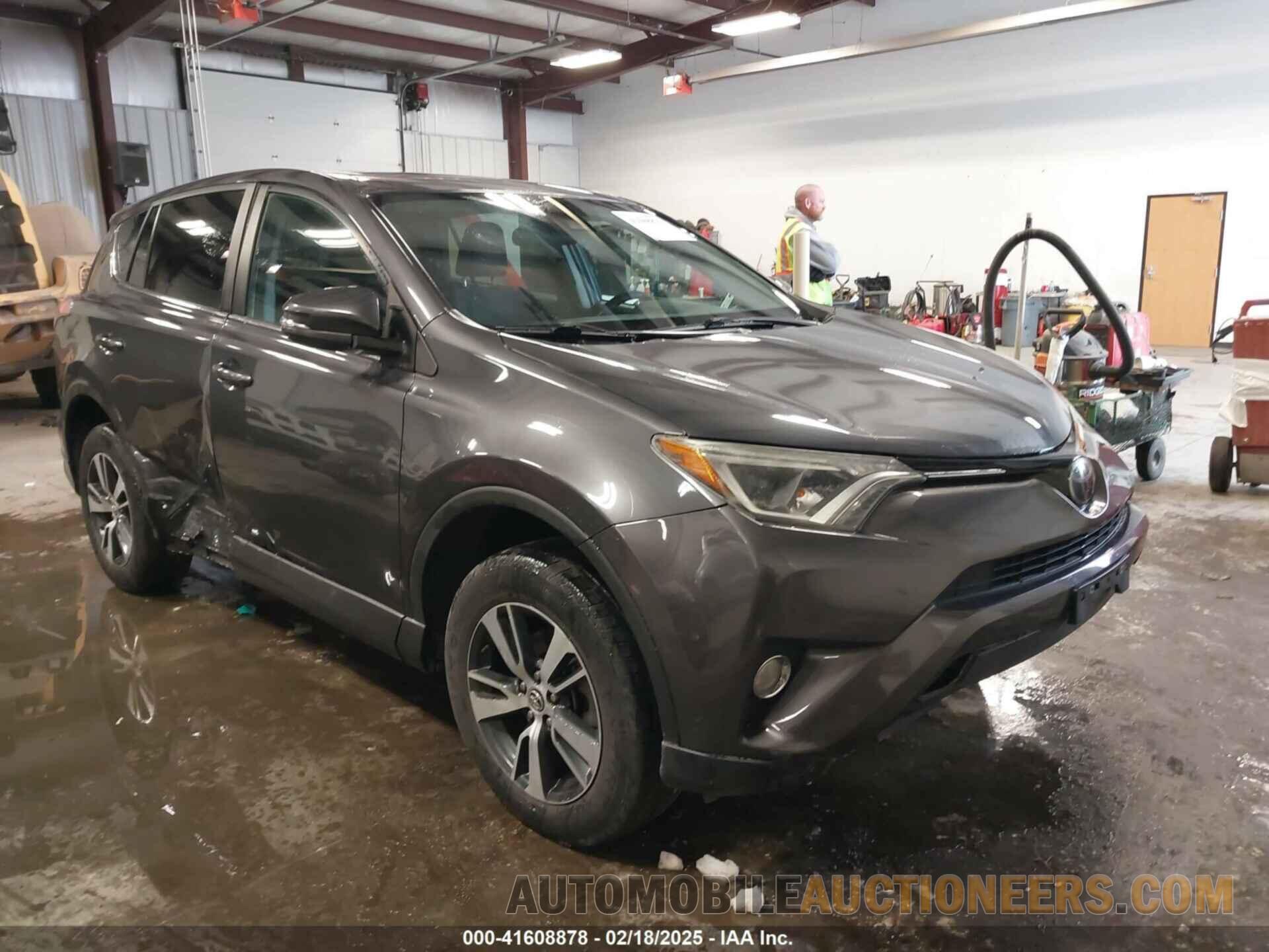 2T3RFREV5JW812311 TOYOTA RAV4 2018