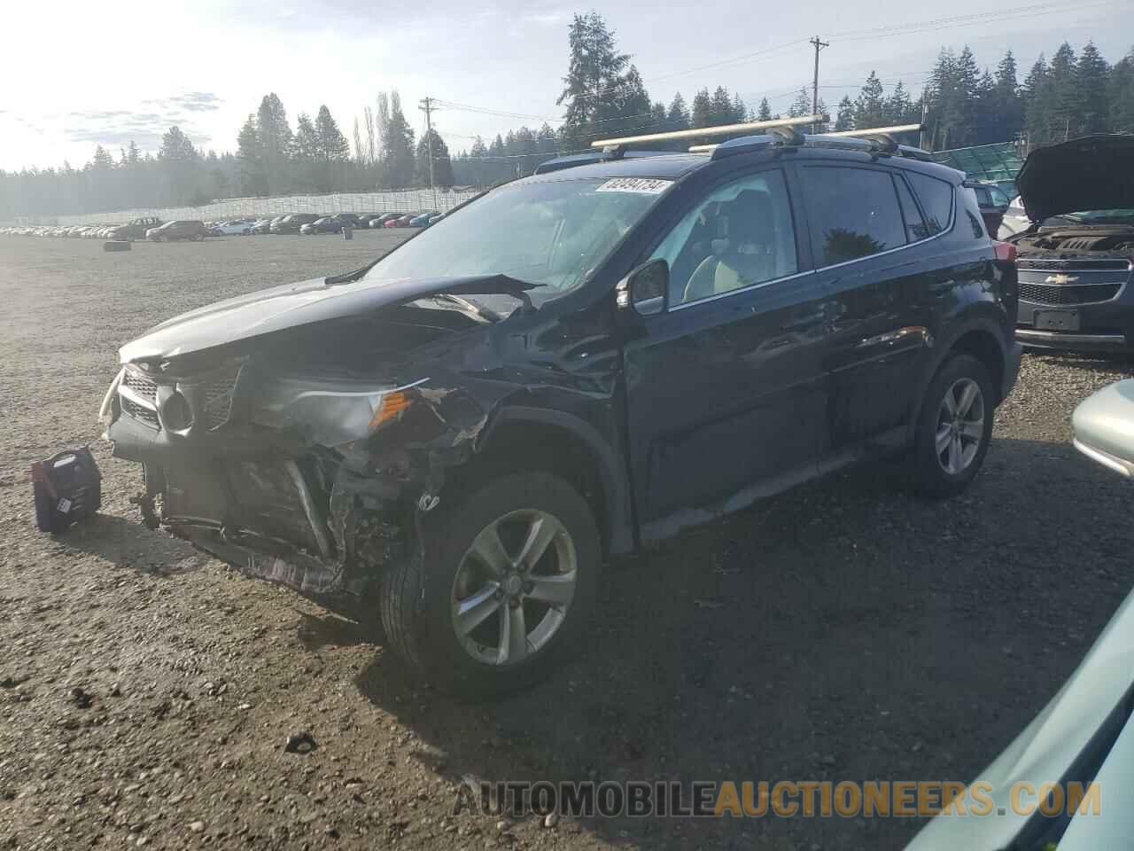 2T3RFREV6DW021838 TOYOTA RAV4 2013