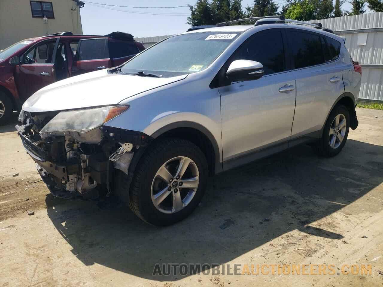 2T3RFREV6FW239281 TOYOTA RAV4 2015