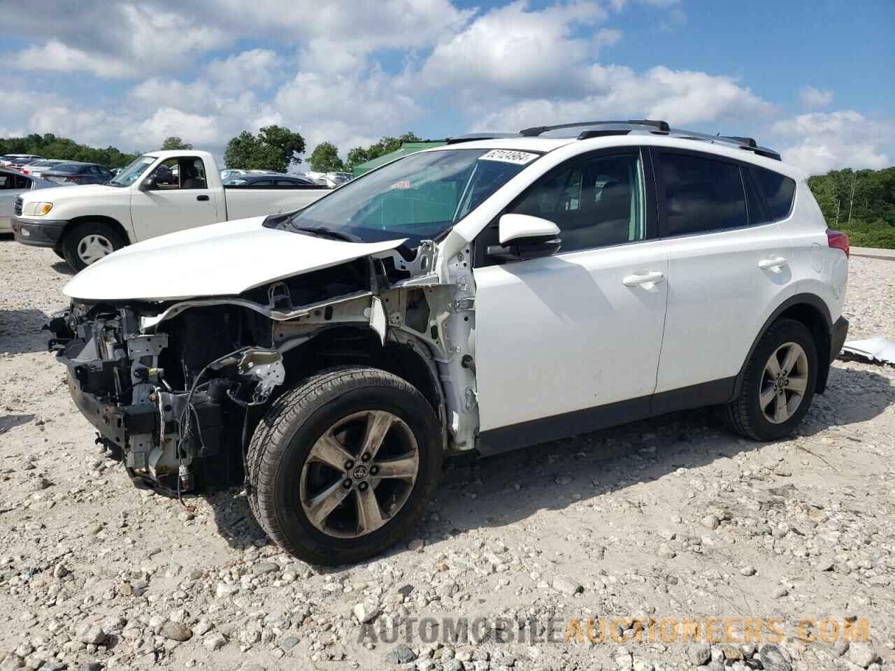 2T3RFREV6FW257604 TOYOTA RAV4 2015