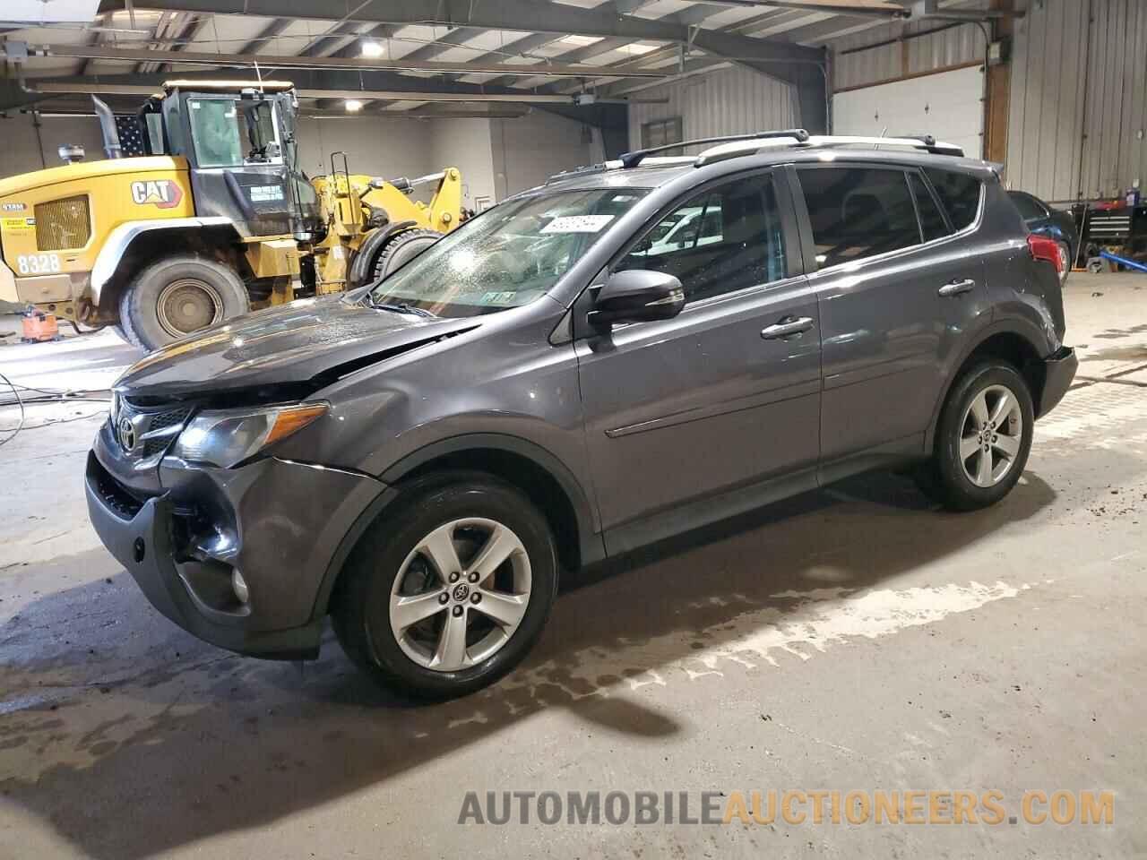 2T3RFREV6FW268134 TOYOTA RAV4 2015