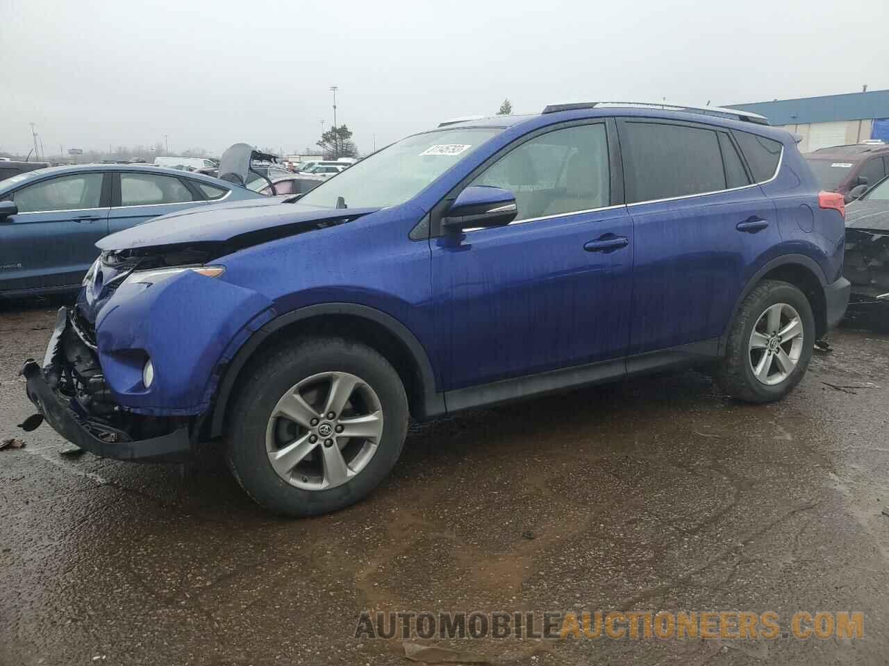 2T3RFREV6FW270384 TOYOTA RAV4 2015