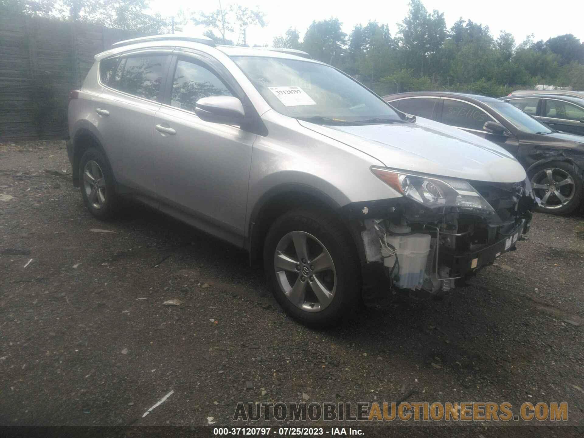 2T3RFREV6FW270997 TOYOTA RAV4 2015