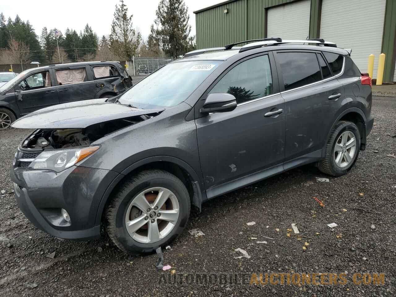 2T3RFREV6FW323827 TOYOTA RAV4 2015