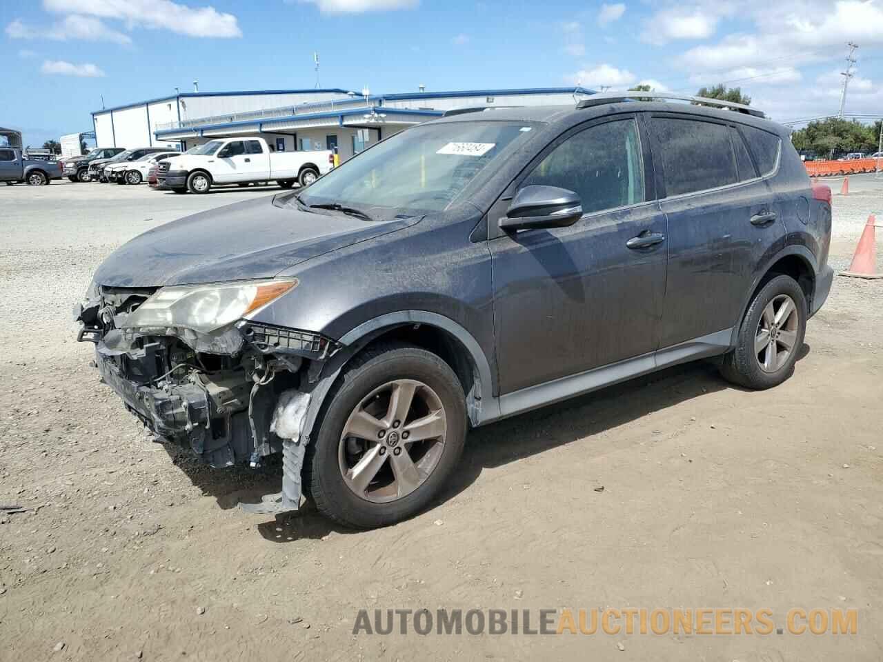 2T3RFREV6FW332804 TOYOTA RAV4 2015