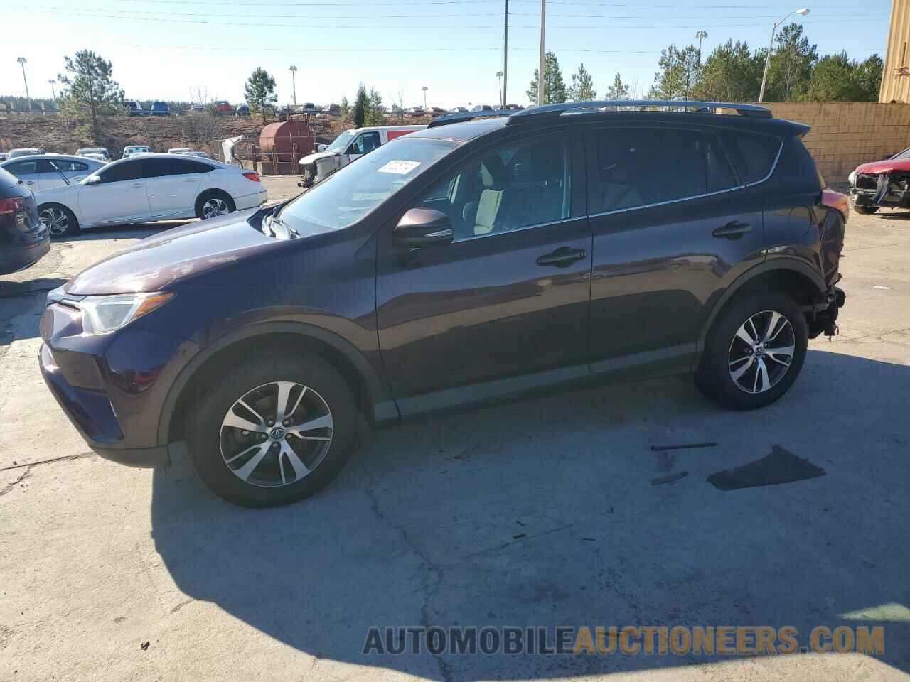 2T3RFREV6HW562958 TOYOTA RAV4 2017