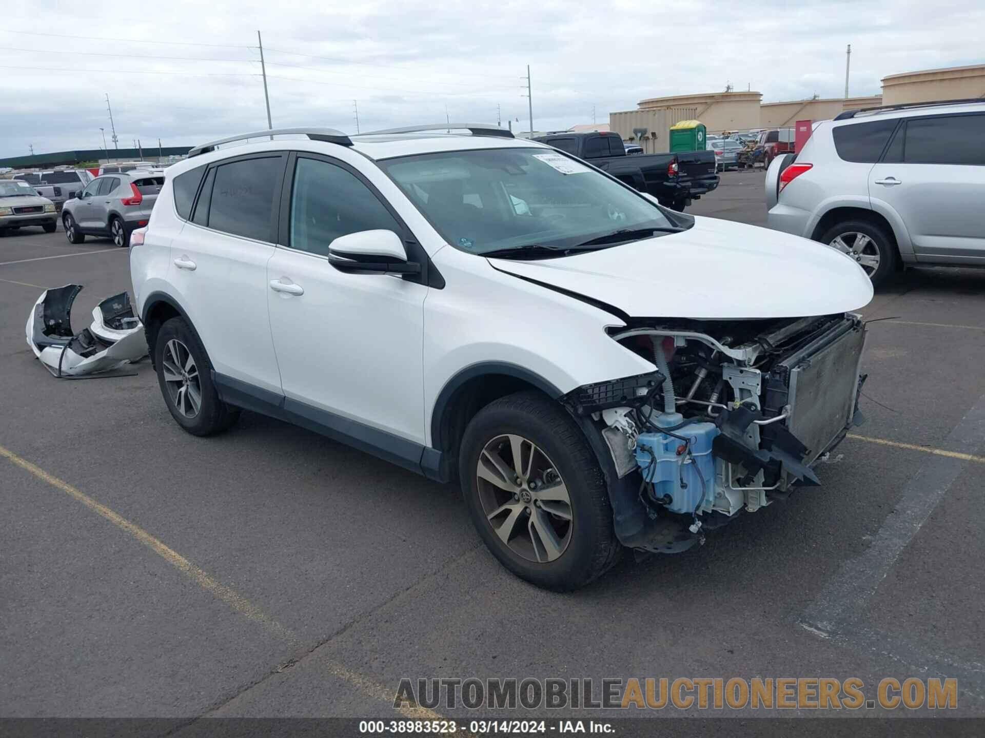 2T3RFREV6HW569473 TOYOTA RAV4 2017