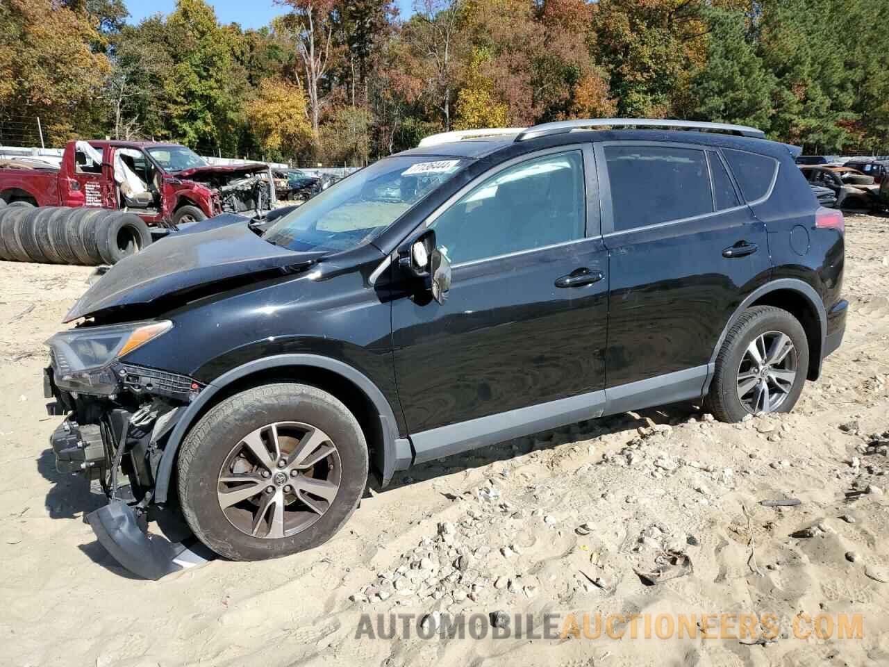 2T3RFREV6HW610832 TOYOTA RAV4 2017