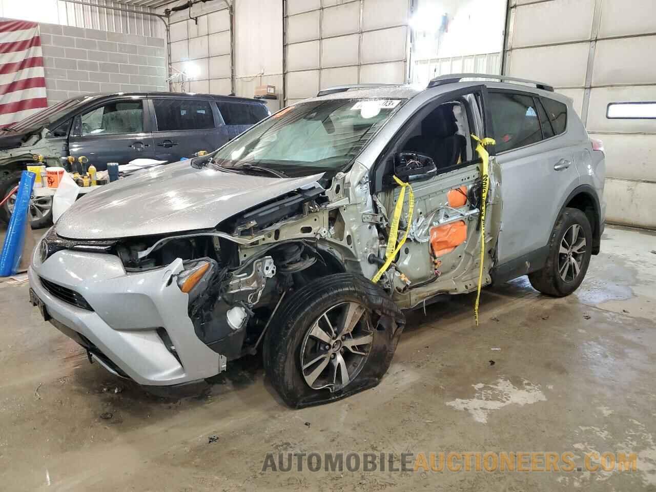 2T3RFREV6HW635925 TOYOTA RAV4 2017