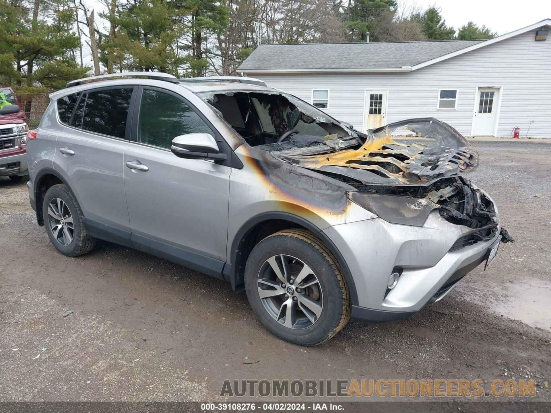 2T3RFREV6HW655818 TOYOTA RAV4 2017