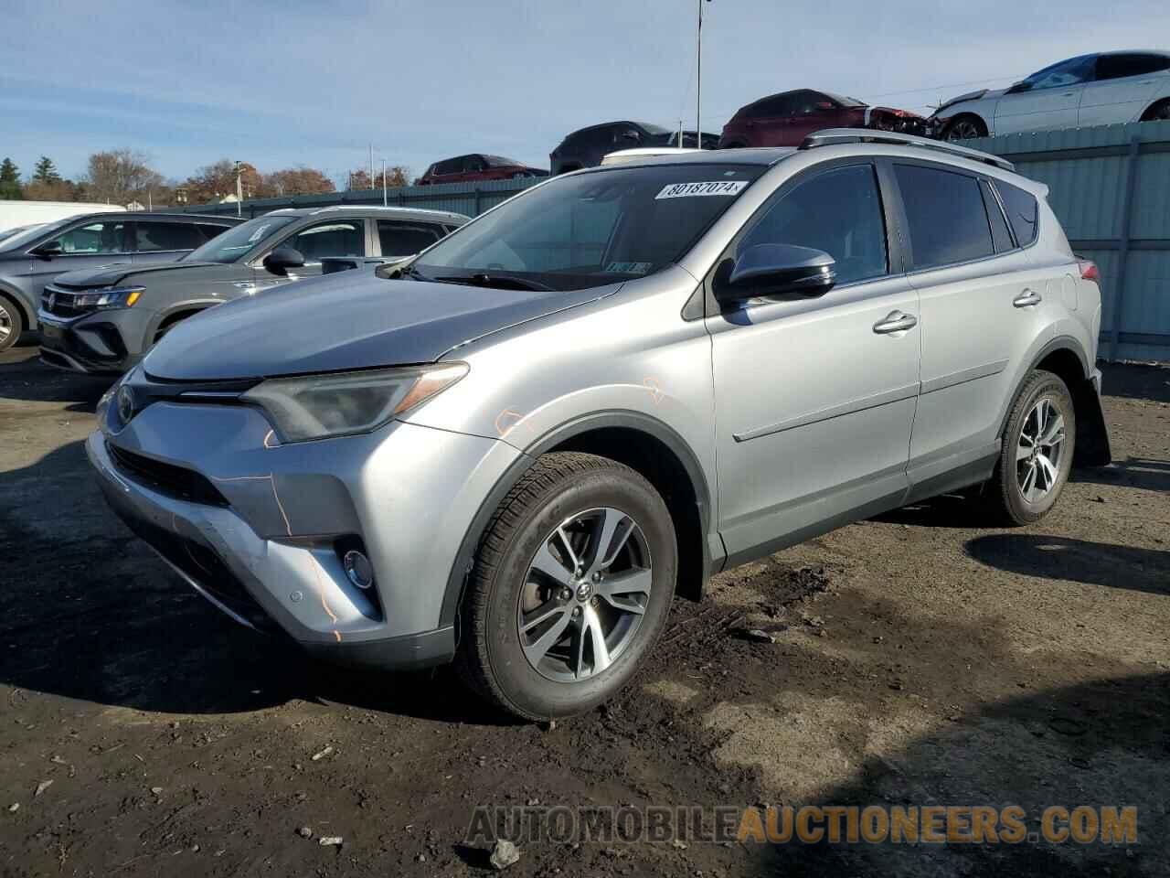 2T3RFREV6HW655978 TOYOTA RAV4 2017