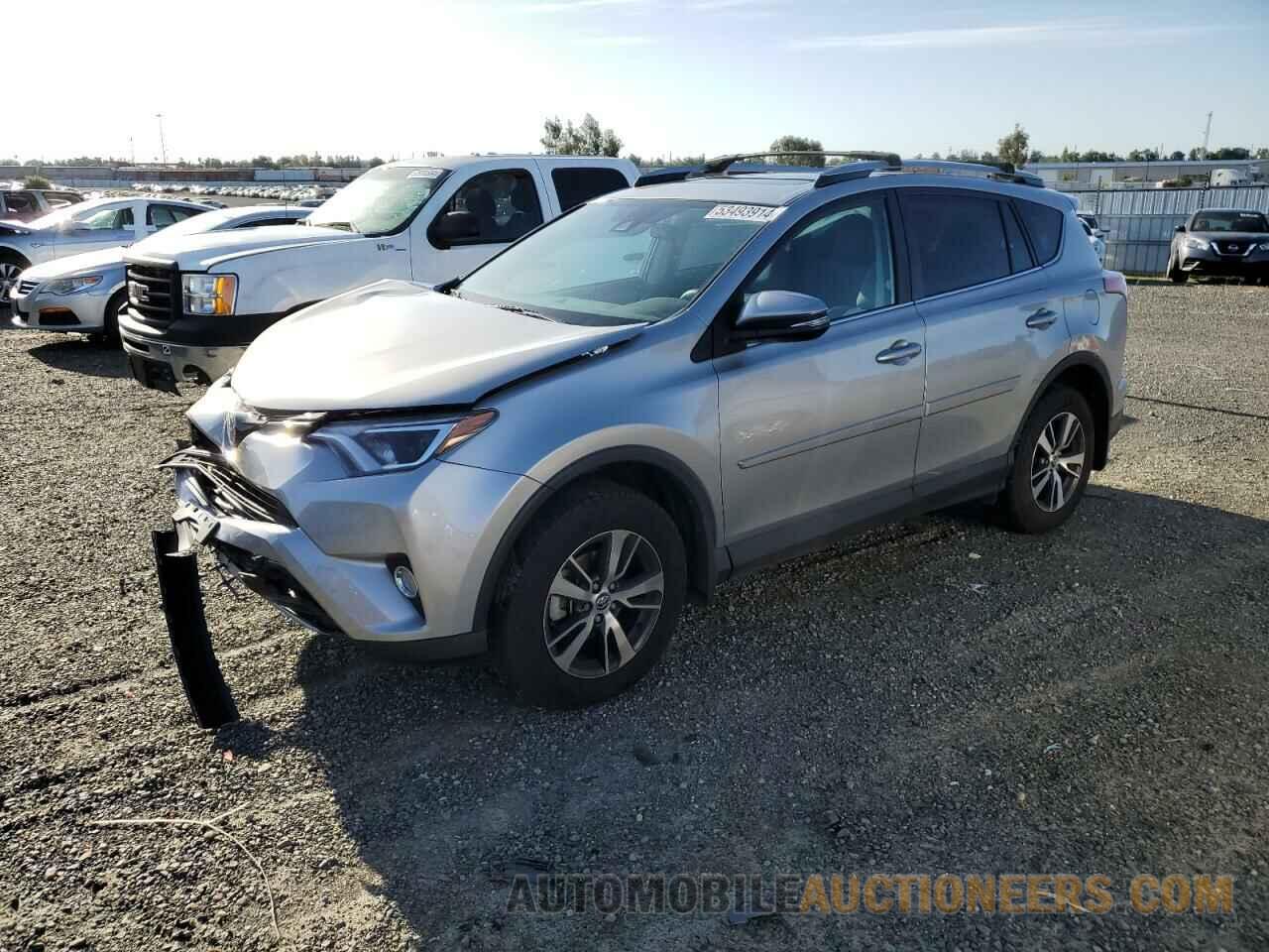 2T3RFREV6JW720673 TOYOTA RAV4 2018