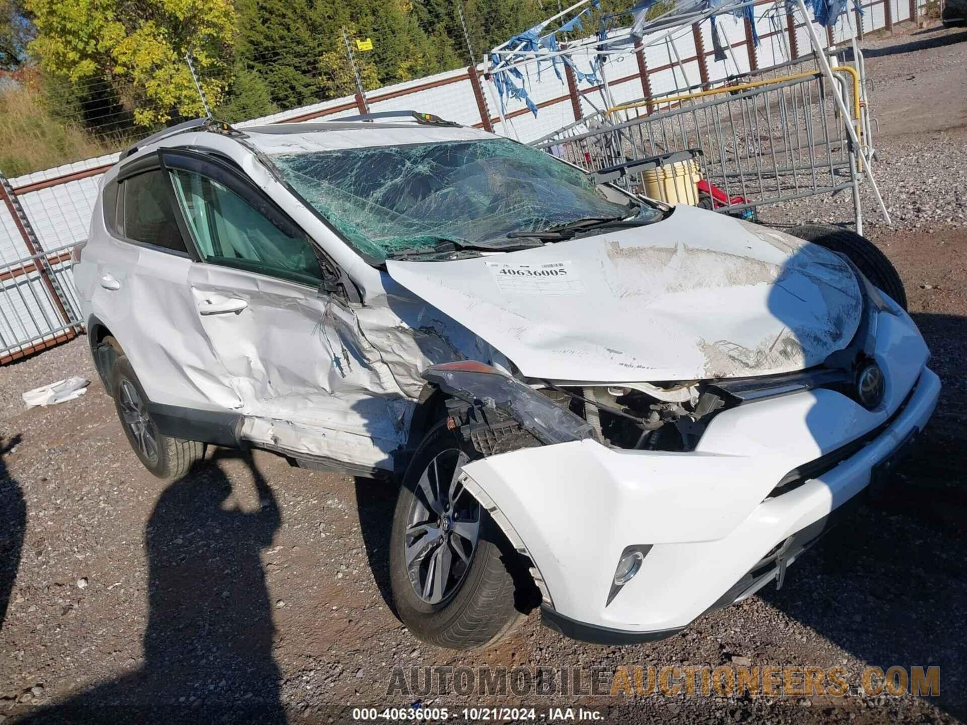 2T3RFREV6JW739319 TOYOTA RAV4 2018