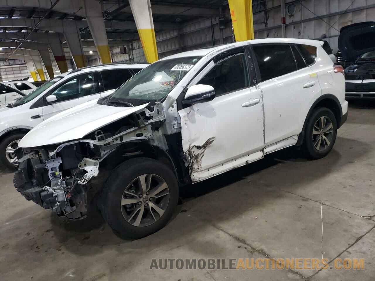 2T3RFREV6JW792392 TOYOTA RAV4 2018