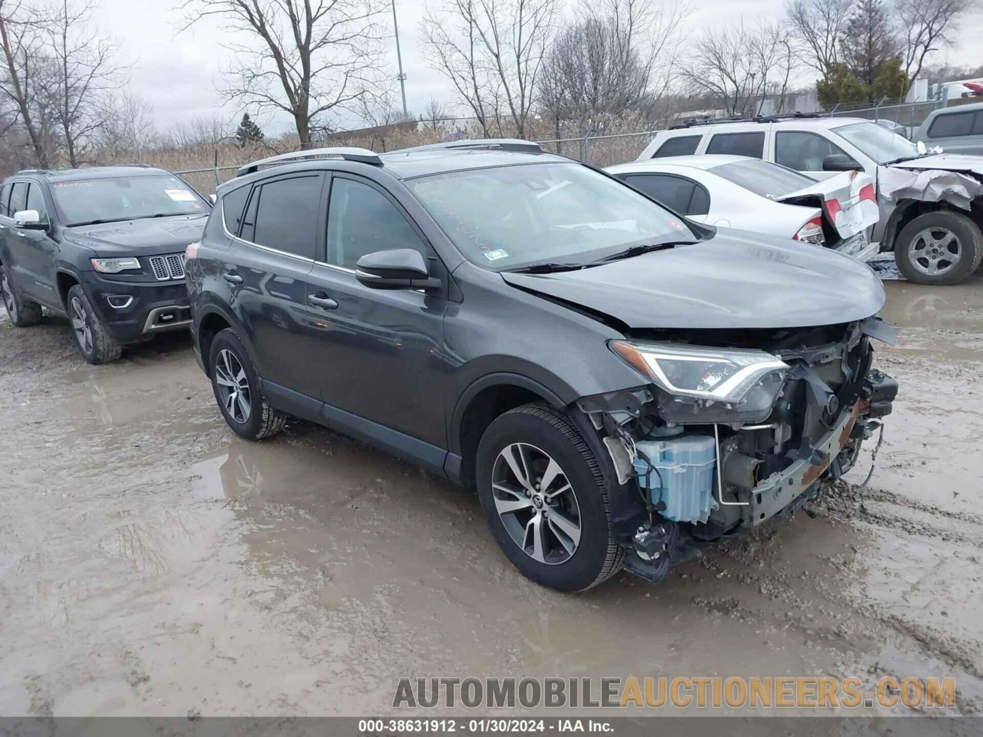 2T3RFREV6JW801673 TOYOTA RAV4 2018