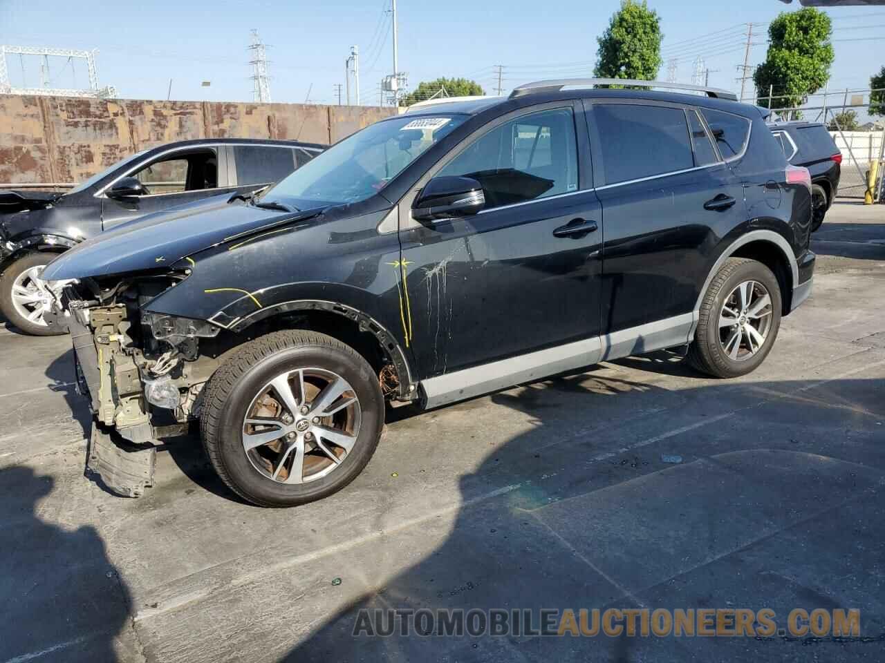 2T3RFREV6JW814469 TOYOTA RAV4 2018