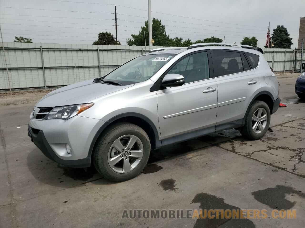 2T3RFREV7FW239421 TOYOTA RAV4 2015