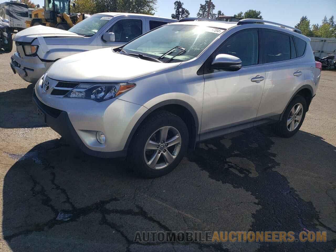 2T3RFREV7FW239452 TOYOTA RAV4 2015