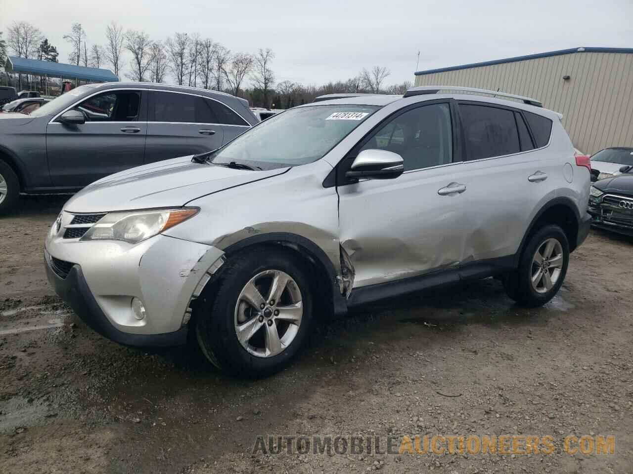 2T3RFREV7FW305692 TOYOTA RAV4 2015