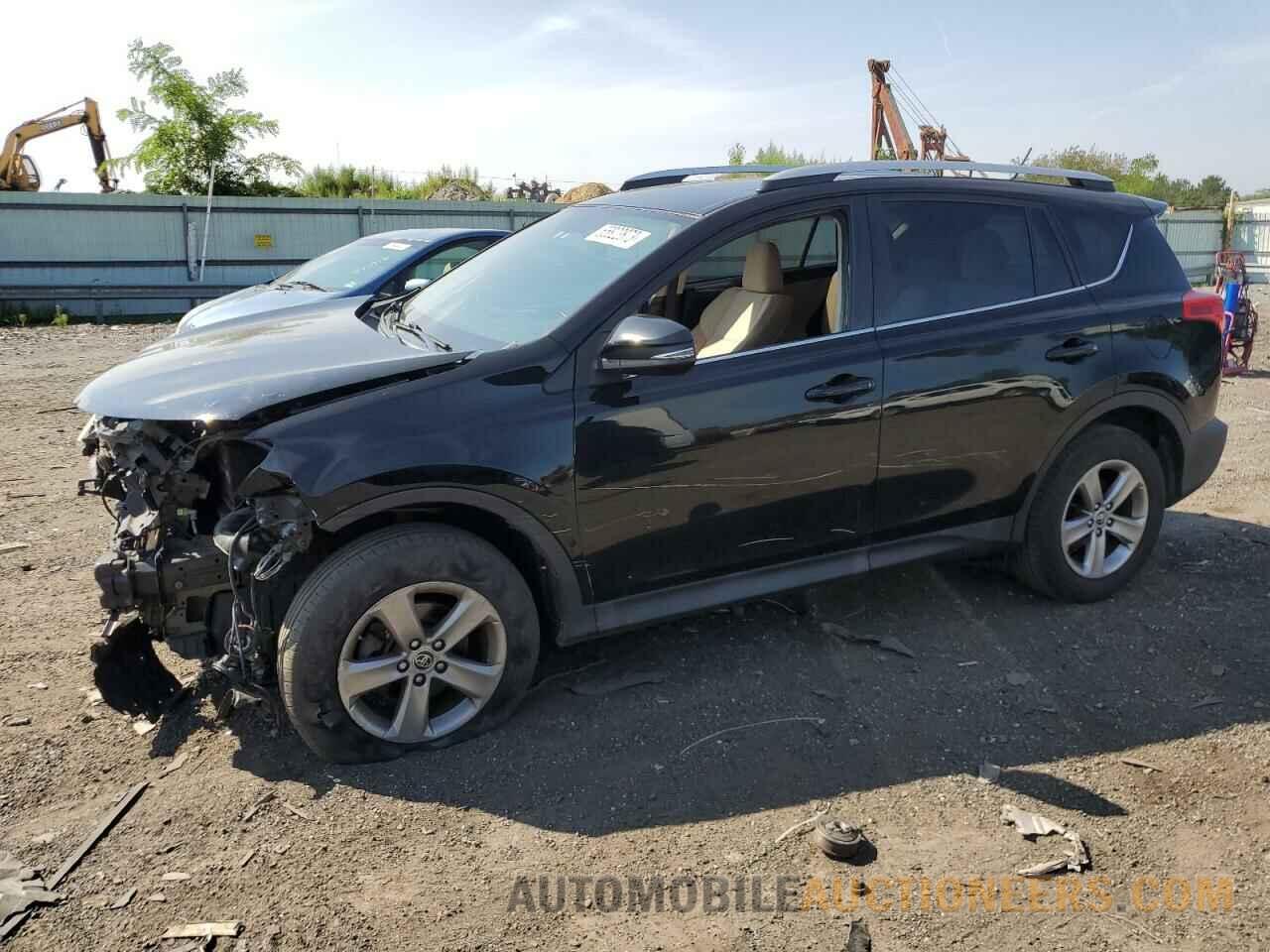 2T3RFREV7FW364693 TOYOTA RAV4 2015