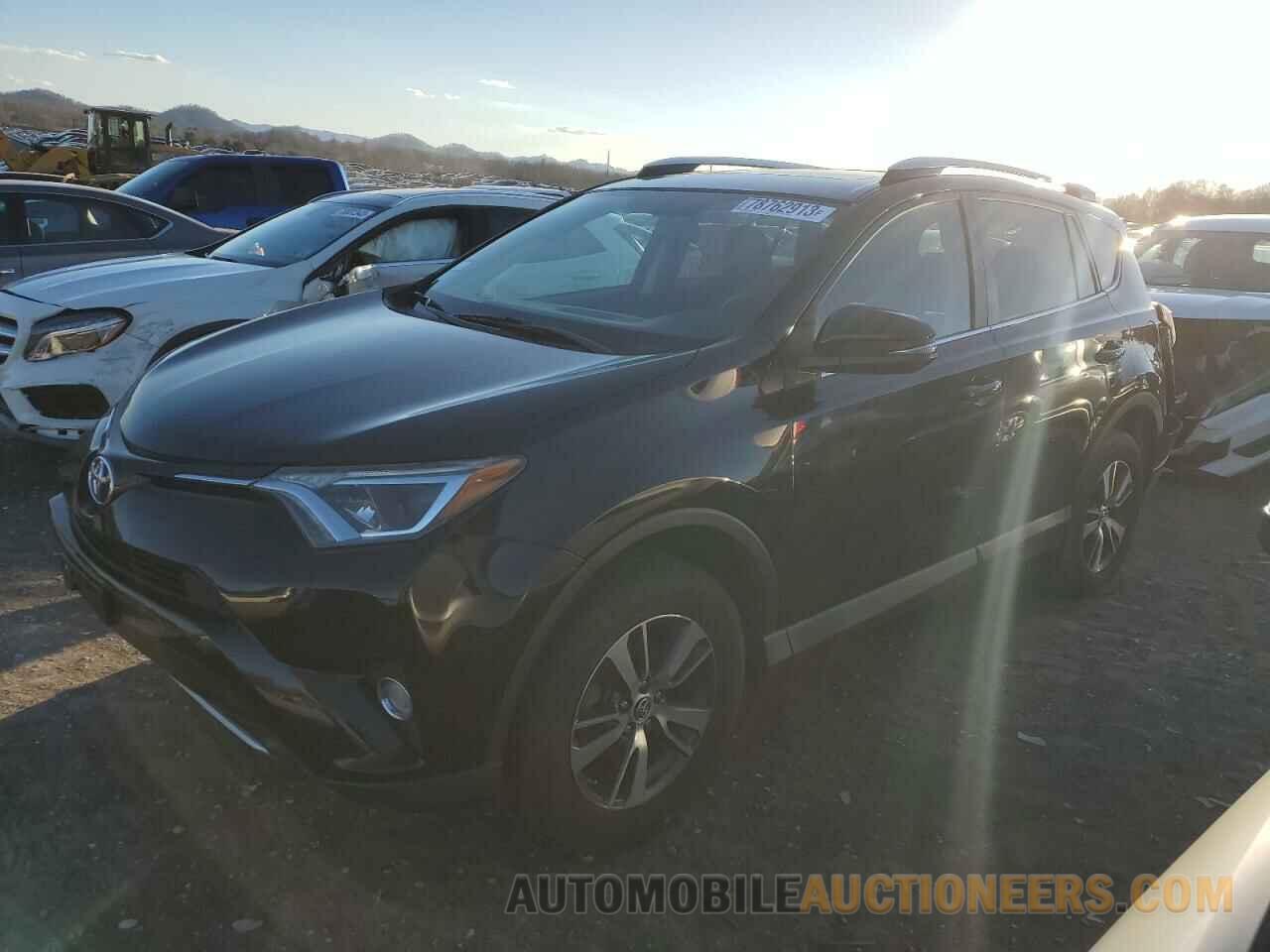 2T3RFREV7GW432802 TOYOTA RAV4 2016