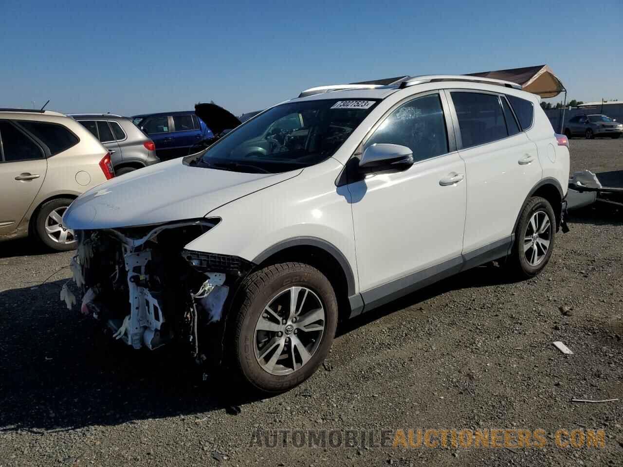 2T3RFREV7GW468165 TOYOTA RAV4 2016