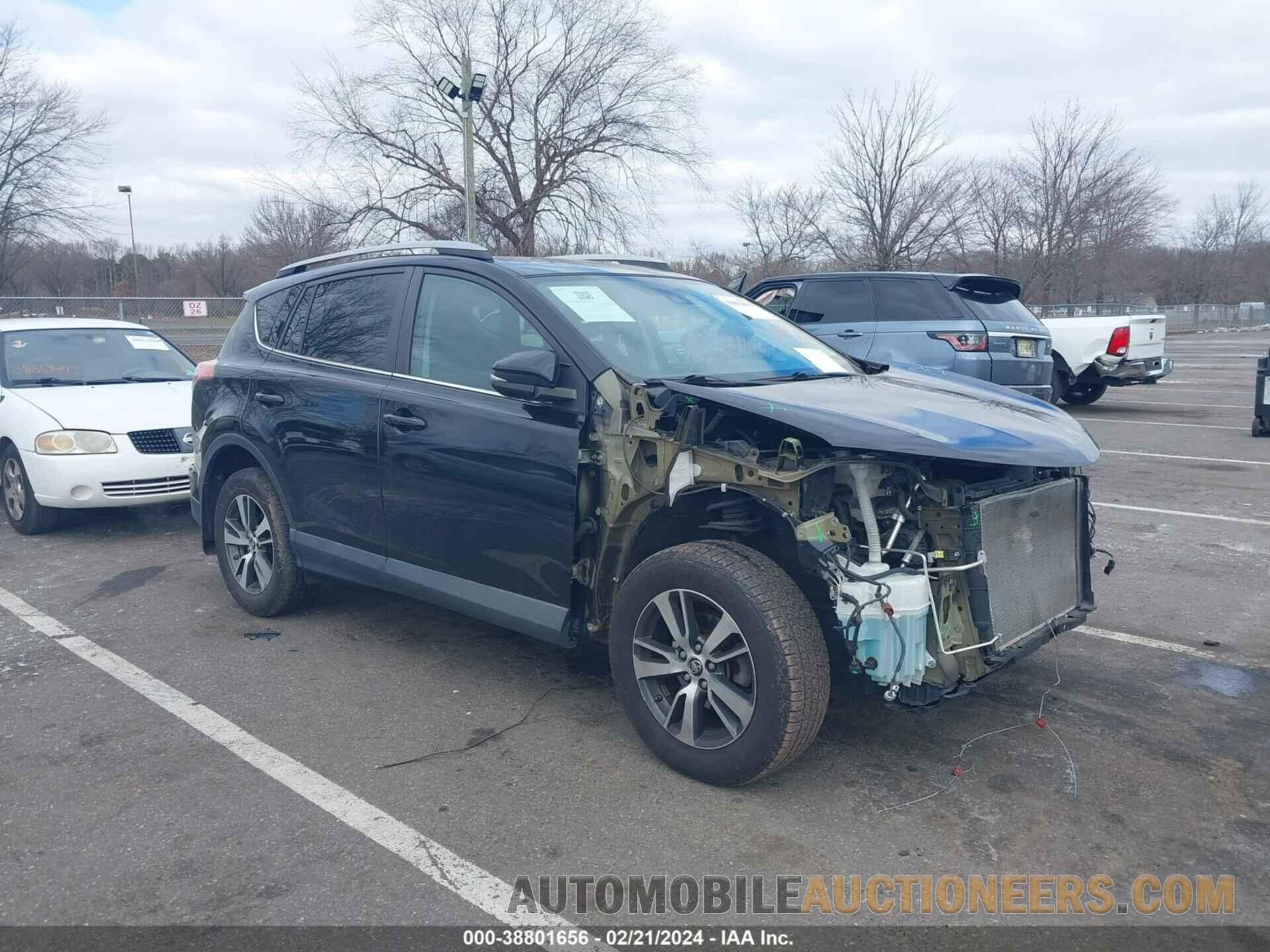 2T3RFREV7HW571989 TOYOTA RAV4 2017