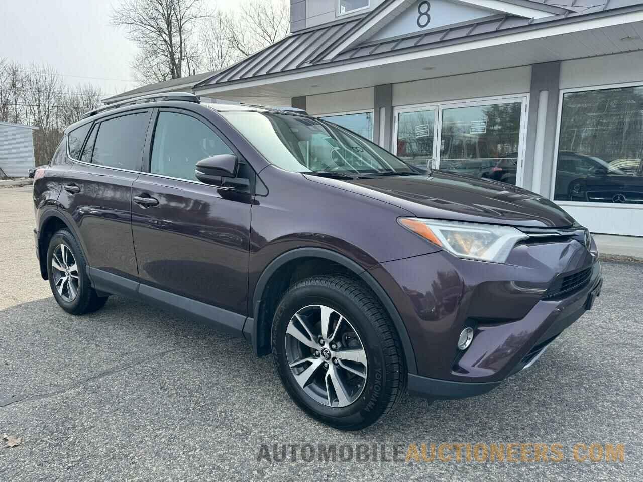 2T3RFREV7HW625386 TOYOTA RAV4 2017