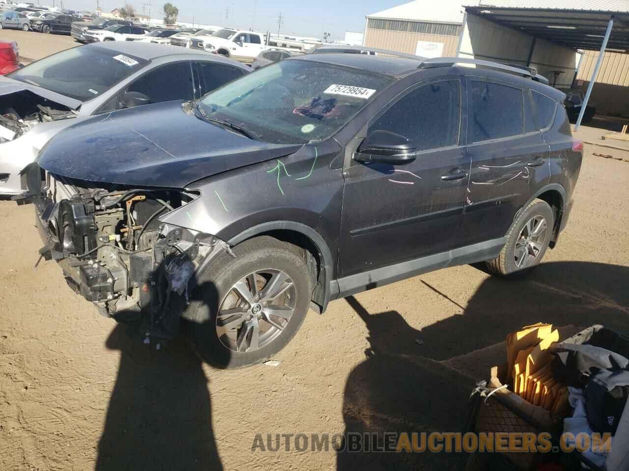 2T3RFREV7HW633228 TOYOTA RAV4 2017