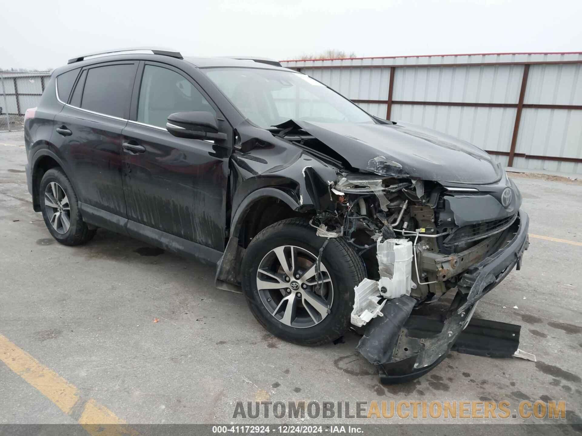 2T3RFREV7HW655889 TOYOTA RAV4 2017