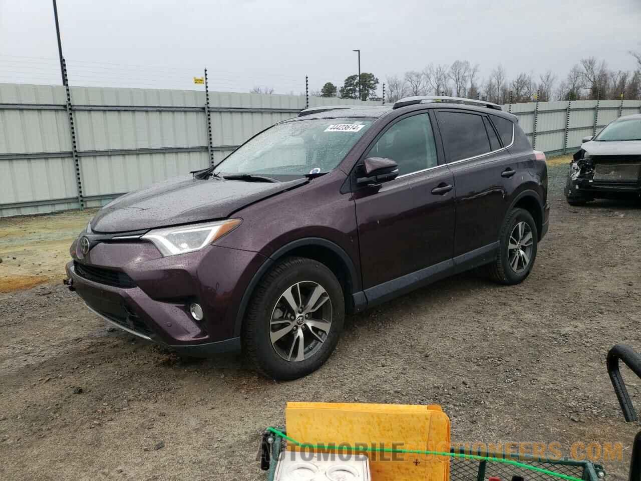 2T3RFREV7HW669338 TOYOTA RAV4 2017