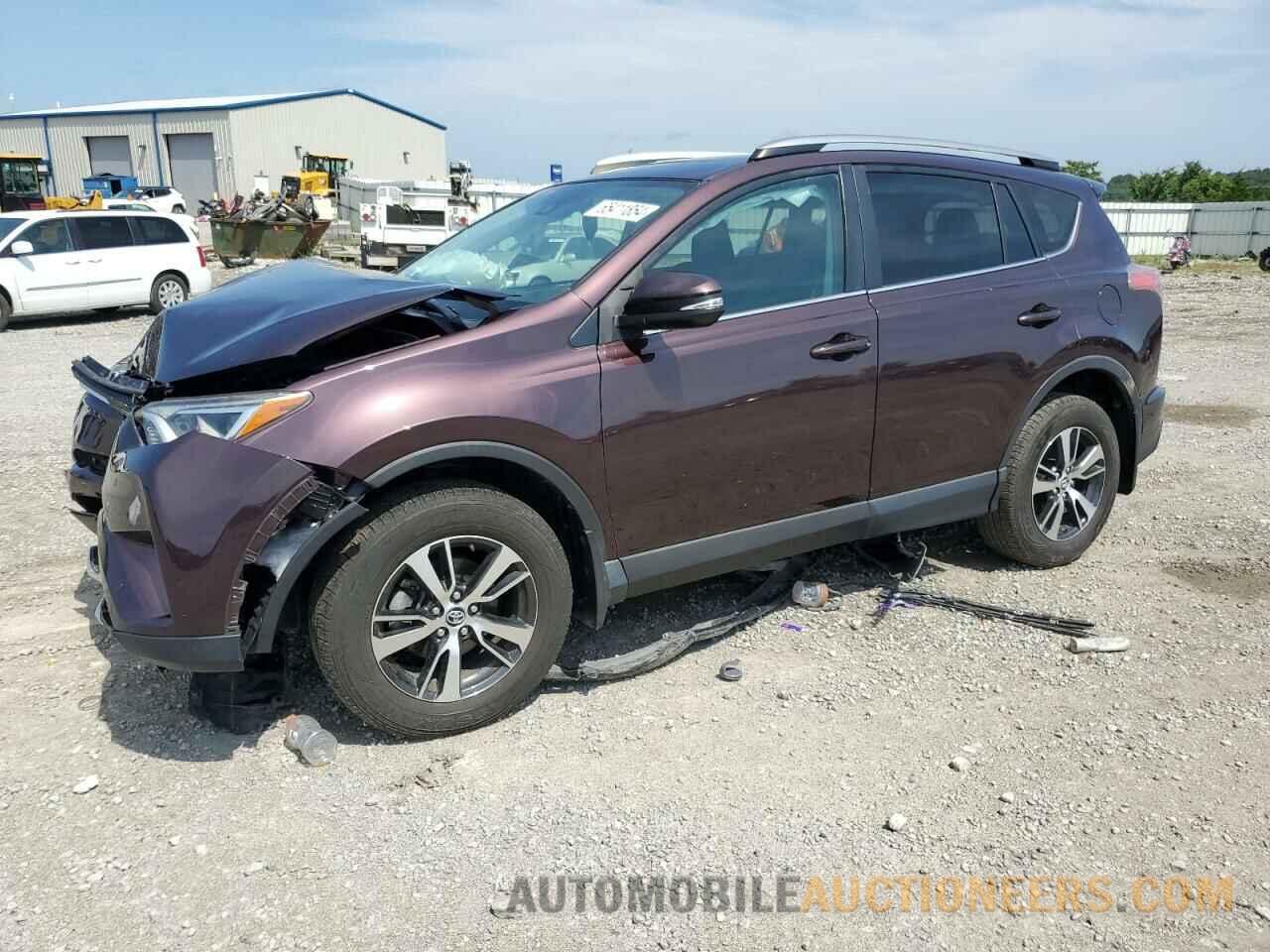 2T3RFREV7HW687418 TOYOTA RAV4 2017