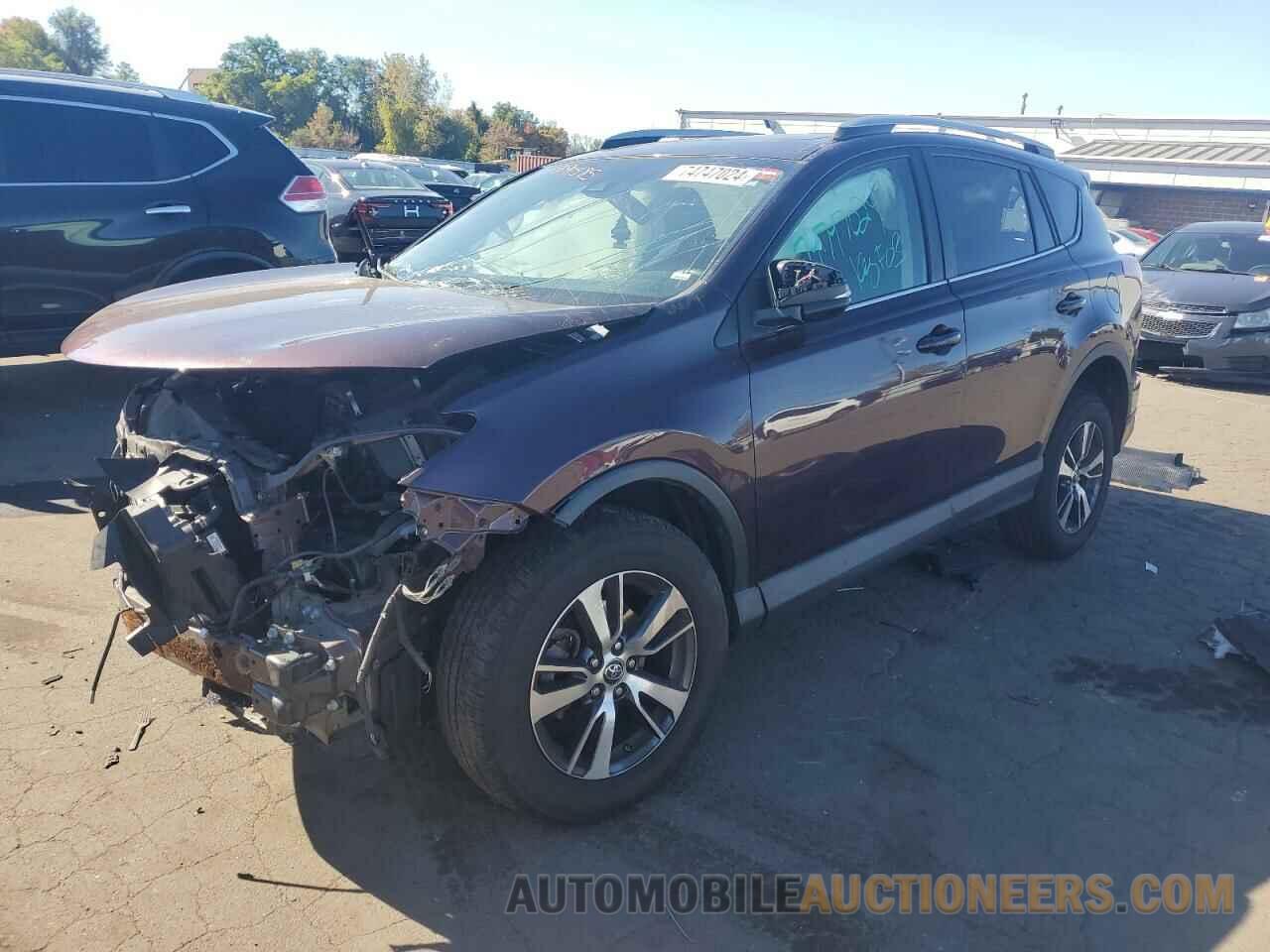 2T3RFREV7JW721623 TOYOTA RAV4 2018