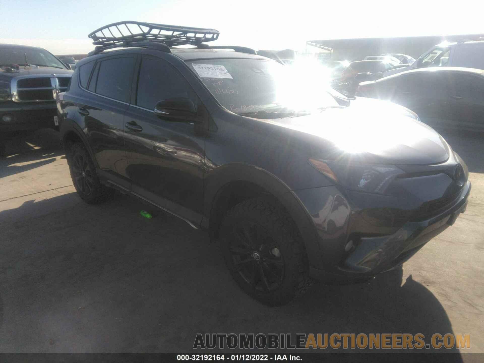 2T3RFREV7JW724487 TOYOTA RAV4 2018