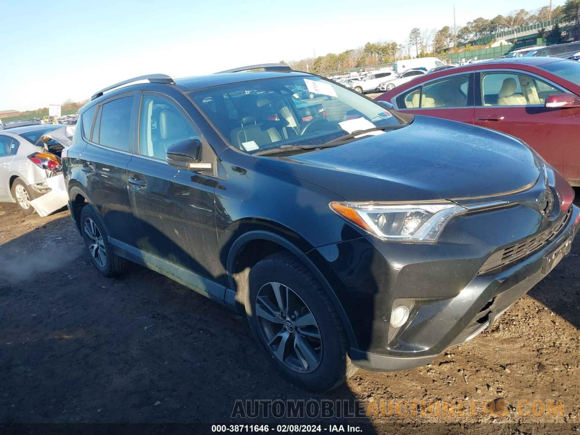 2T3RFREV7JW735098 TOYOTA RAV4 2018