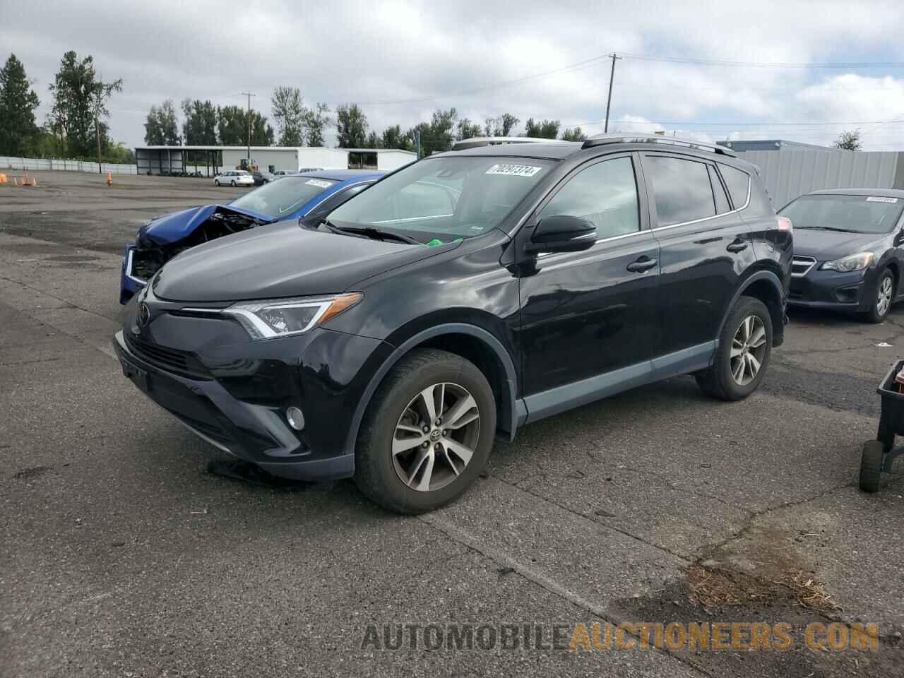 2T3RFREV7JW746442 TOYOTA RAV4 2018