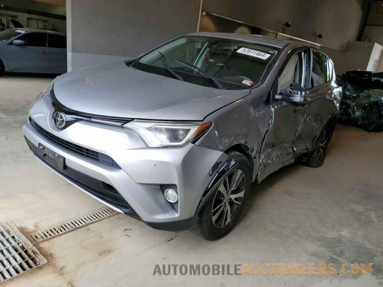 2T3RFREV7JW804243 TOYOTA RAV4 2018