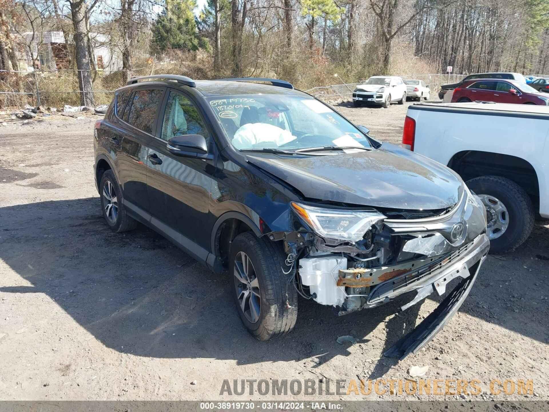 2T3RFREV7JW807529 TOYOTA RAV4 2018